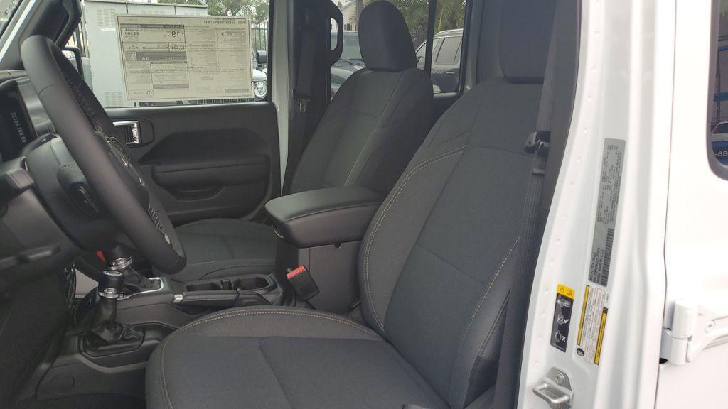 new 2026 Jeep Gladiator car, priced at $50,331