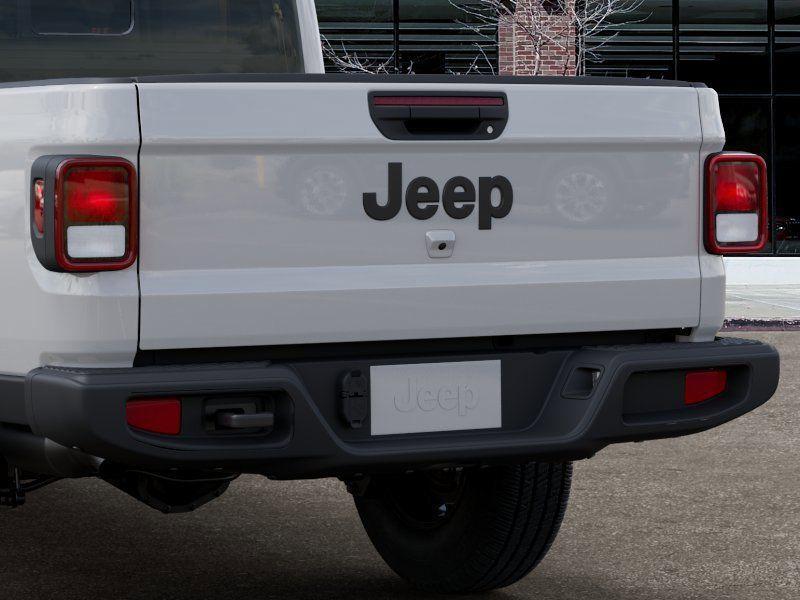 new 2026 Jeep Gladiator car, priced at $43,580