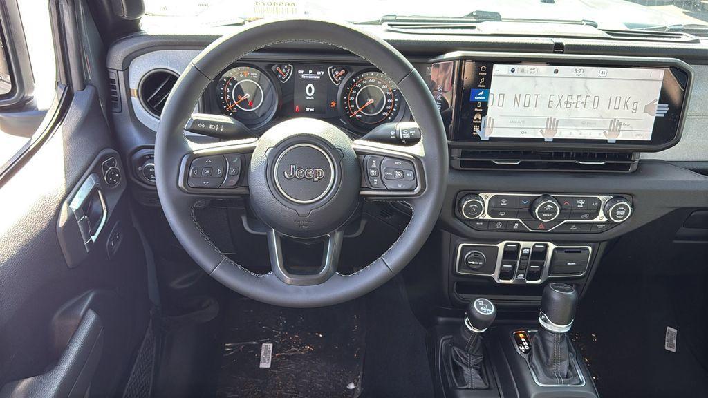 new 2026 Jeep Gladiator car, priced at $55,612