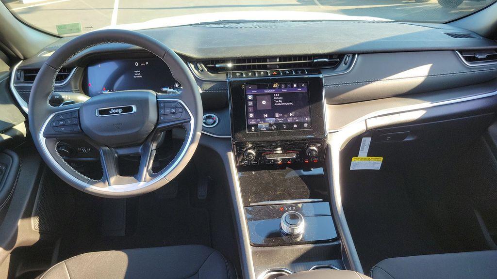 new 2025 Jeep Grand Cherokee car, priced at $36,247