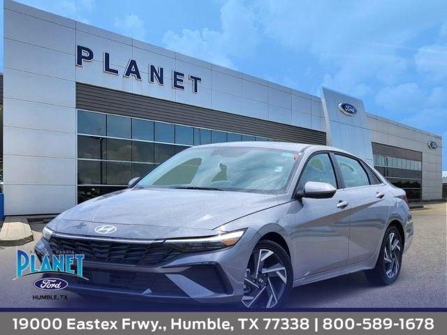 used 2025 Hyundai Elantra car, priced at $21,555