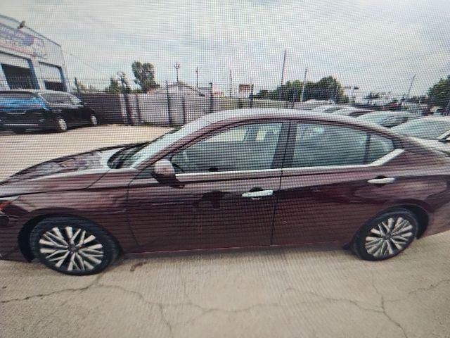 used 2023 Nissan Altima car, priced at $23,222
