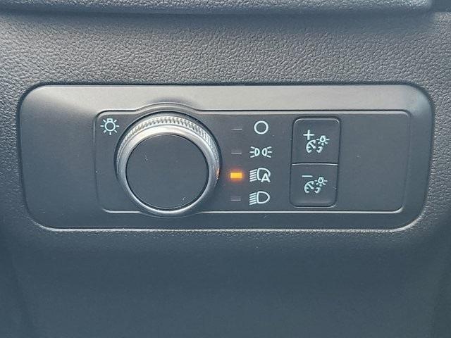 used 2022 Ford Escape car, priced at $17,423