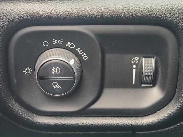 used 2021 Ram 1500 car, priced at $37,555