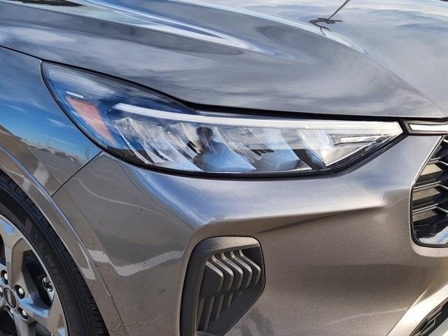 used 2023 Ford Escape car, priced at $21,701