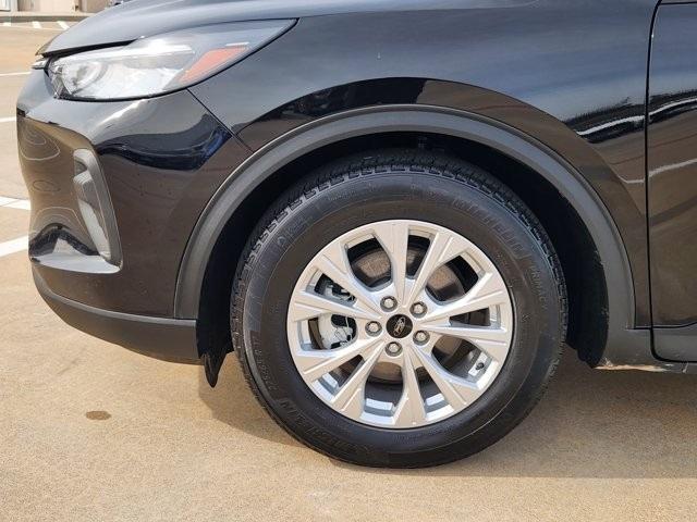 used 2023 Ford Escape car, priced at $19,355