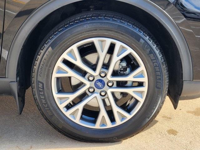 used 2022 Ford Escape car, priced at $21,555