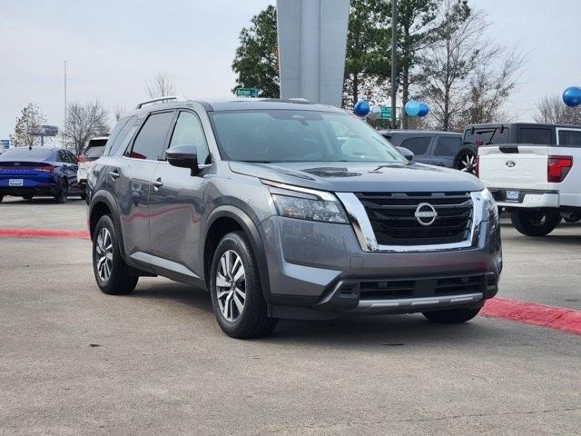 used 2025 Nissan Pathfinder car, priced at $33,485