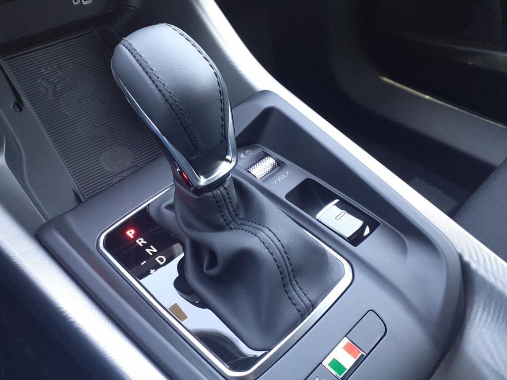 new 2025 Alfa Romeo Tonale car, priced at $38,917