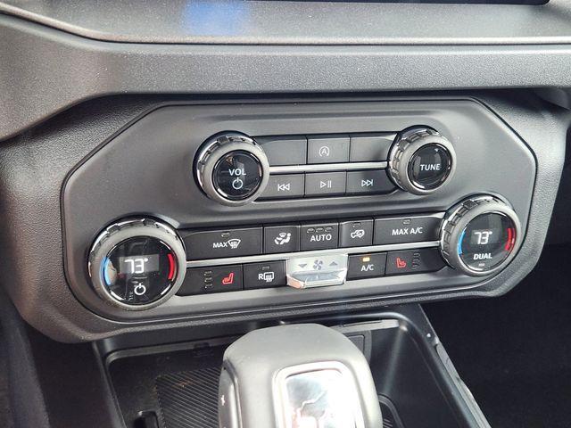 new 2025 Ford Bronco car, priced at $42,980