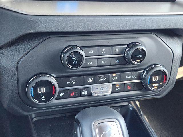 new 2025 Ford Bronco car, priced at $52,388