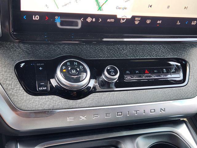 new 2026 Ford Expedition car, priced at $79,105