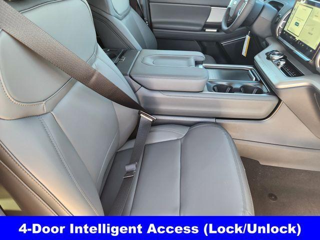new 2026 Ford Expedition car, priced at $61,989