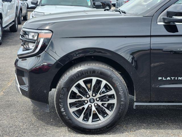 used 2025 Ford Expedition car, priced at $61,725