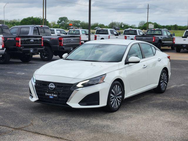 used 2023 Nissan Altima car, priced at $19,995