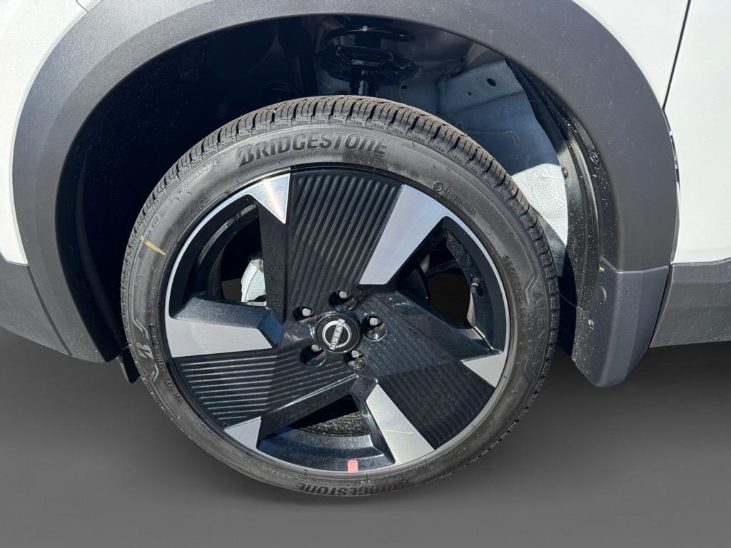 new 2026 Nissan Kicks car, priced at $26,972