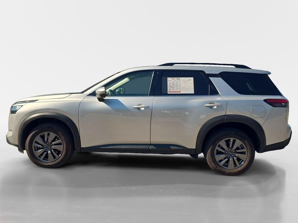 used 2025 Nissan Pathfinder car, priced at $35,076