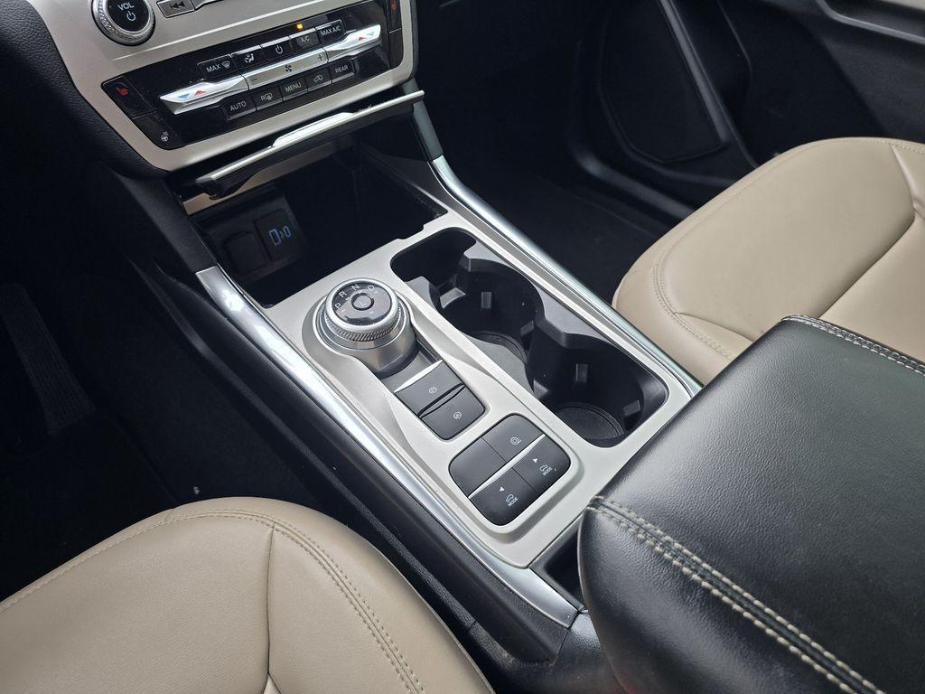 used 2022 Ford Explorer car, priced at $31,457