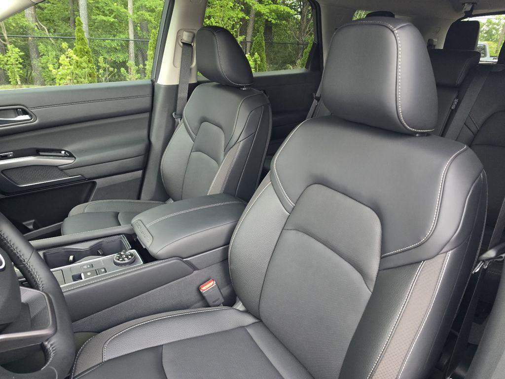 new 2026 Nissan Pathfinder car, priced at $40,910