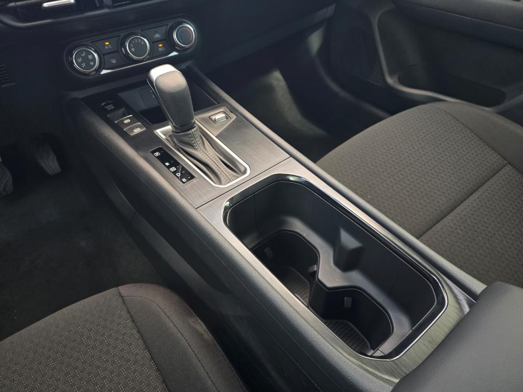 new 2027 Nissan Kicks car, priced at $25,352