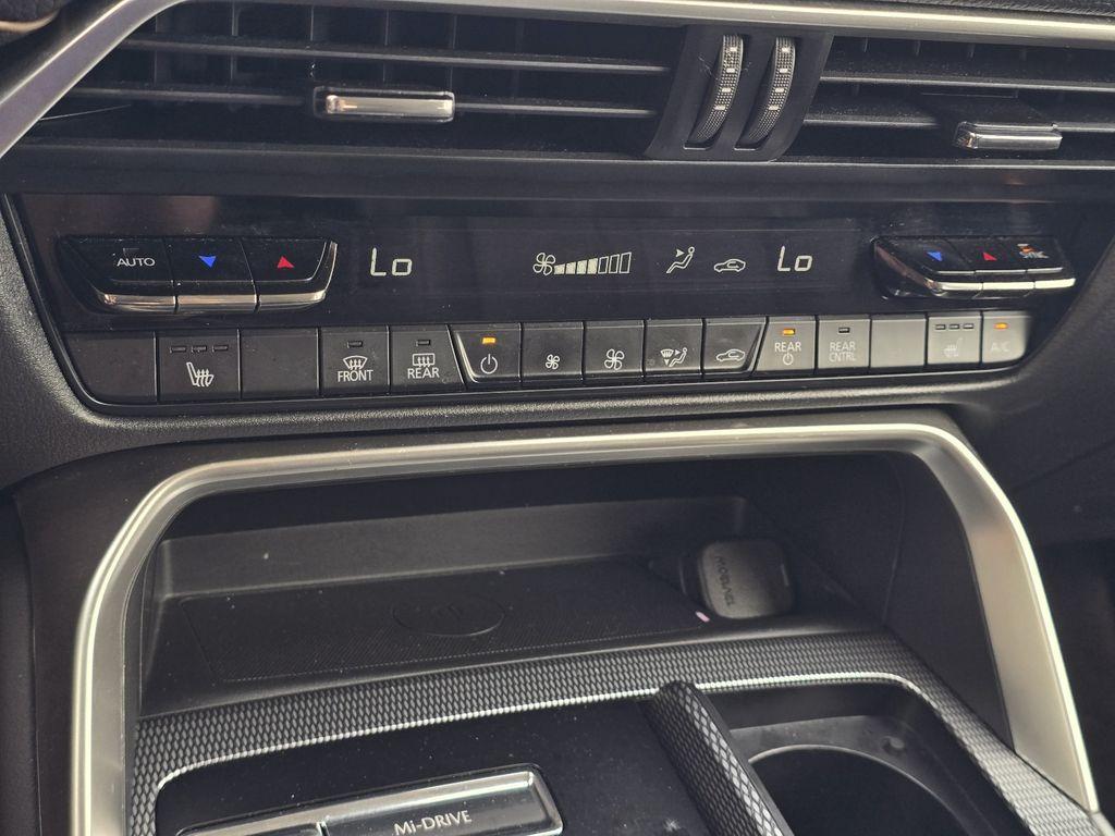 used 2025 Mazda CX-90 car, priced at $33,399