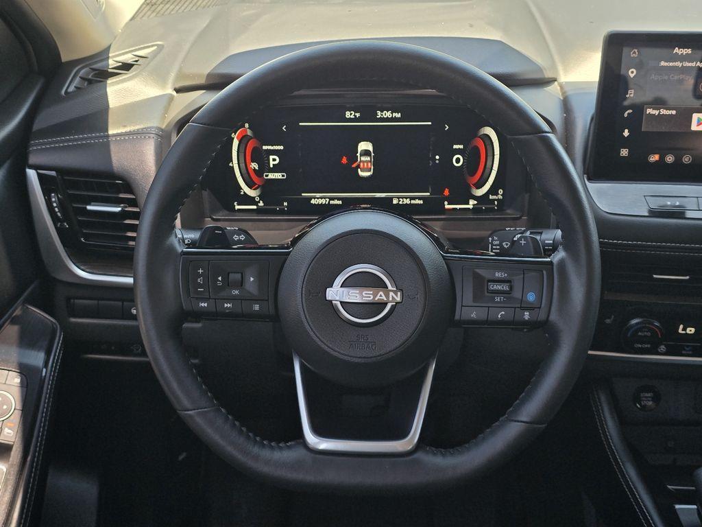 used 2024 Nissan Rogue car, priced at $32,276