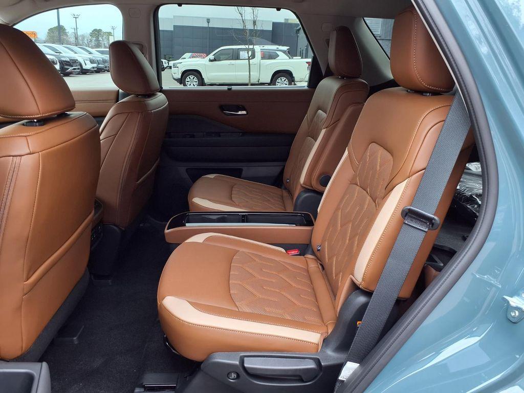 new 2026 Nissan Pathfinder car, priced at $49,638