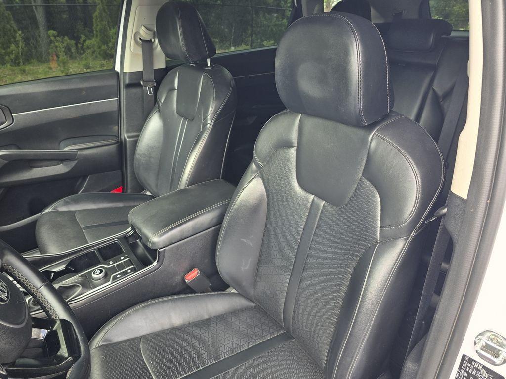 used 2021 Kia Sorento car, priced at $18,883