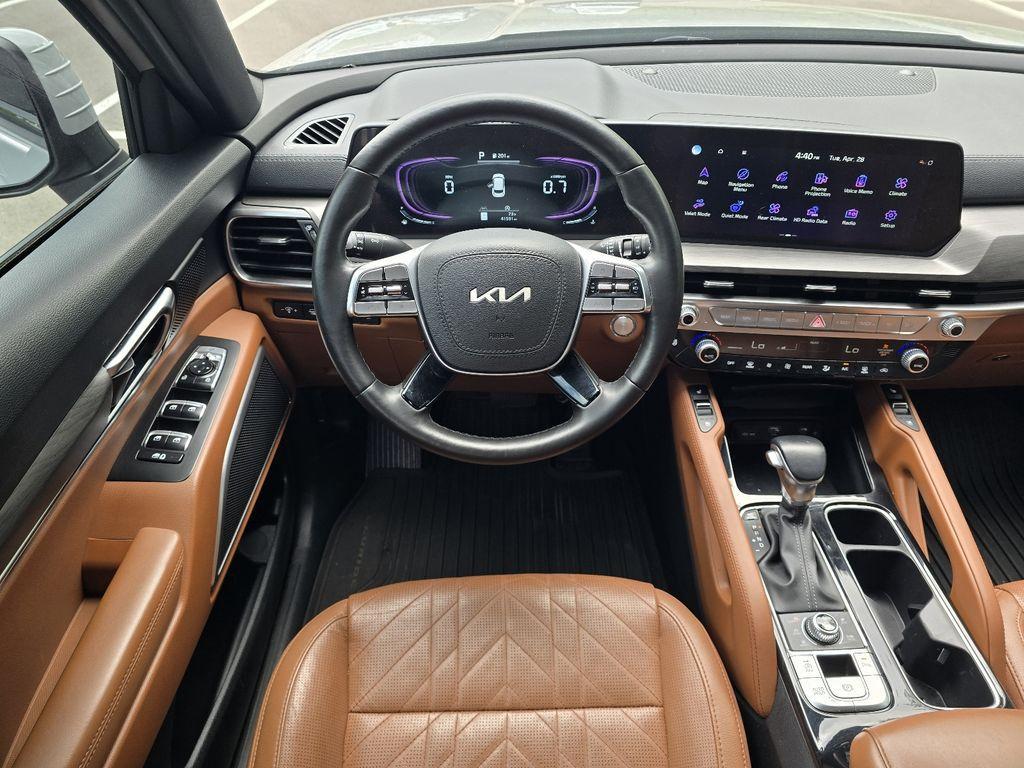 used 2024 Kia Telluride car, priced at $38,299