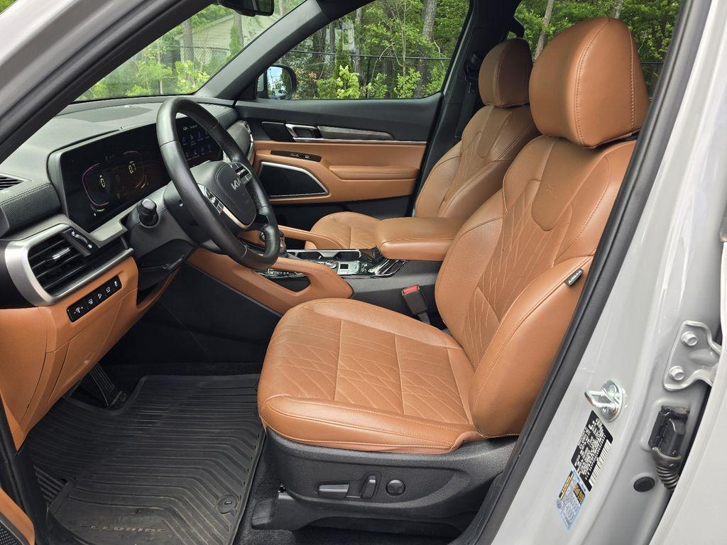 used 2024 Kia Telluride car, priced at $38,299