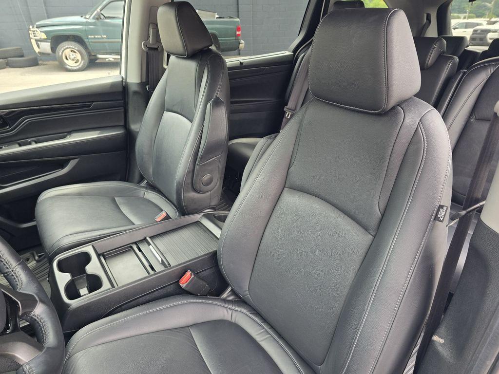 used 2024 Honda Odyssey car, priced at $39,896