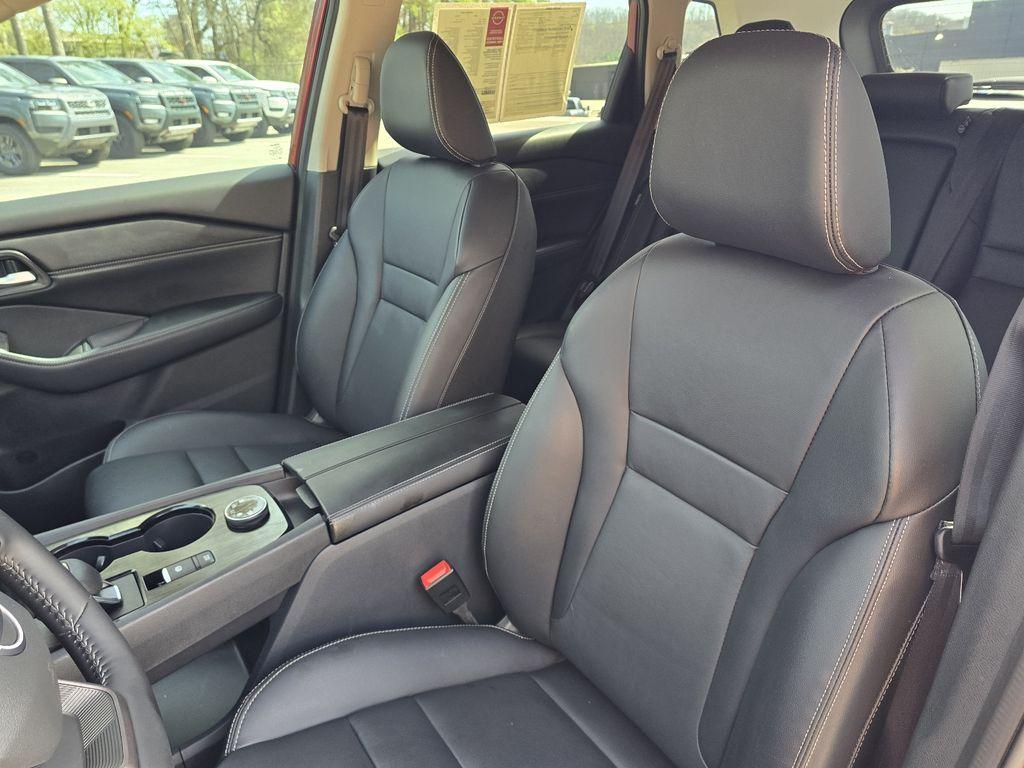 used 2025 Nissan Rogue car, priced at $30,887