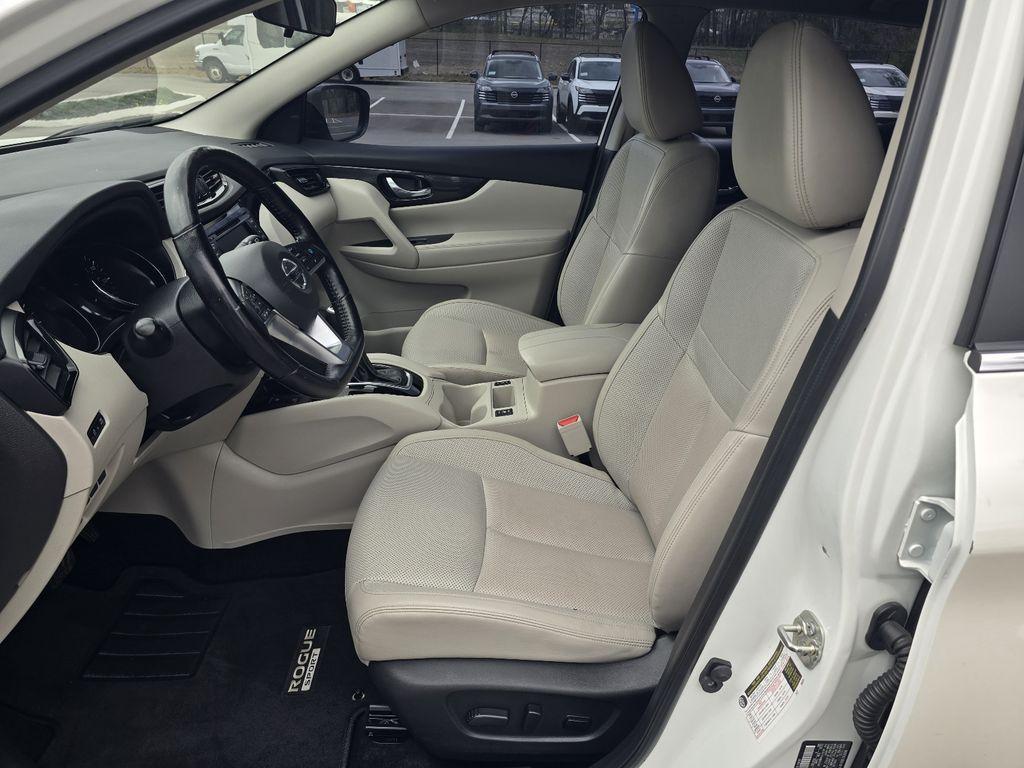 used 2022 Nissan Rogue Sport car, priced at $23,188