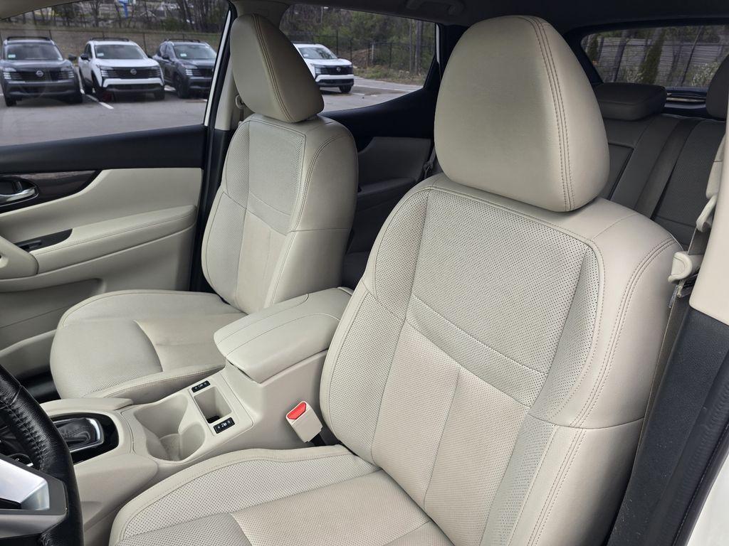 used 2022 Nissan Rogue Sport car, priced at $23,188