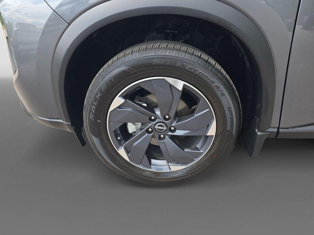 used 2025 Nissan Rogue car, priced at $28,977