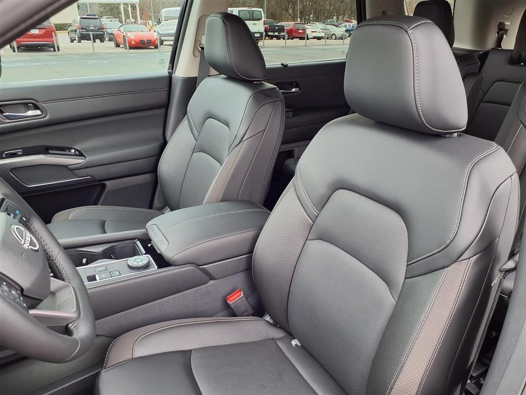 new 2026 Nissan Pathfinder car, priced at $44,031