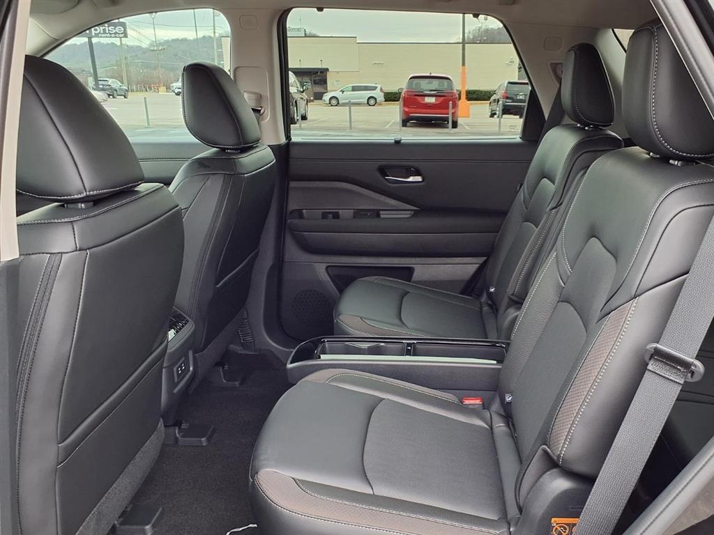 new 2026 Nissan Pathfinder car, priced at $44,031