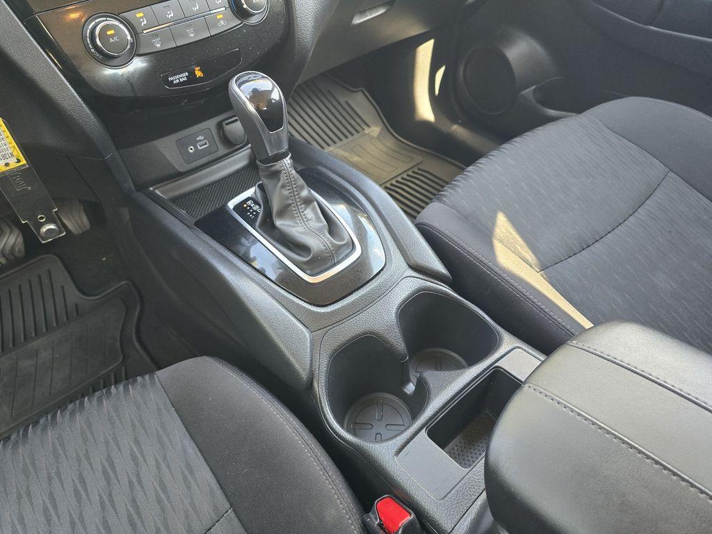 used 2020 Nissan Rogue car, priced at $15,255