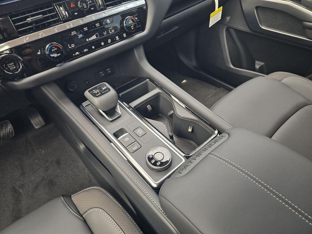 new 2026 Nissan Pathfinder car, priced at $40,358