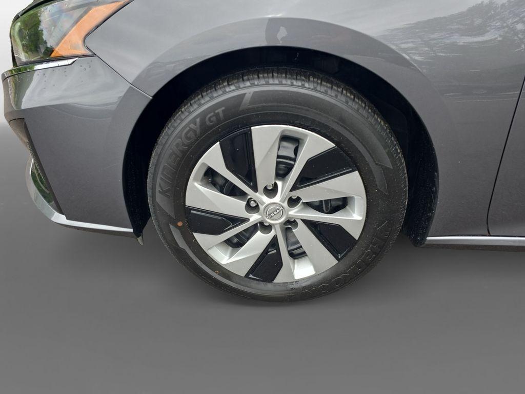 used 2025 Nissan Altima car, priced at $24,899