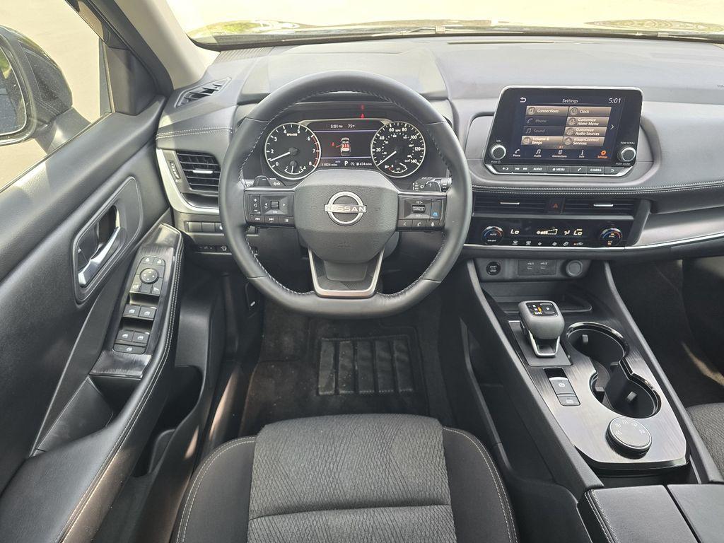 used 2025 Nissan Rogue car, priced at $27,777
