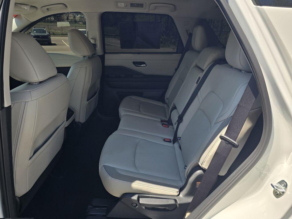 used 2023 Nissan Pathfinder car, priced at $32,997