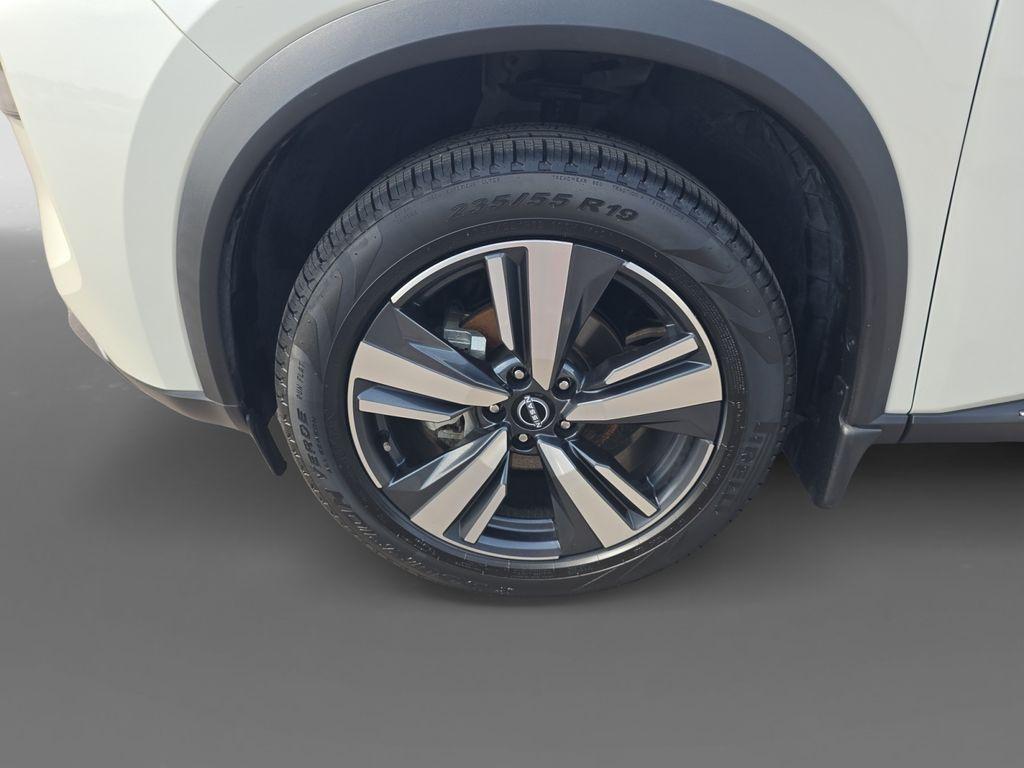 used 2023 Nissan Rogue car, priced at $30,562