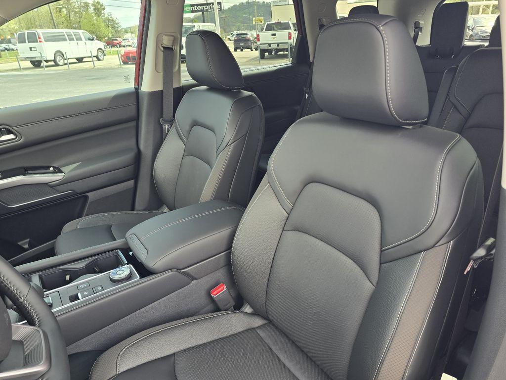 new 2026 Nissan Pathfinder car, priced at $44,087