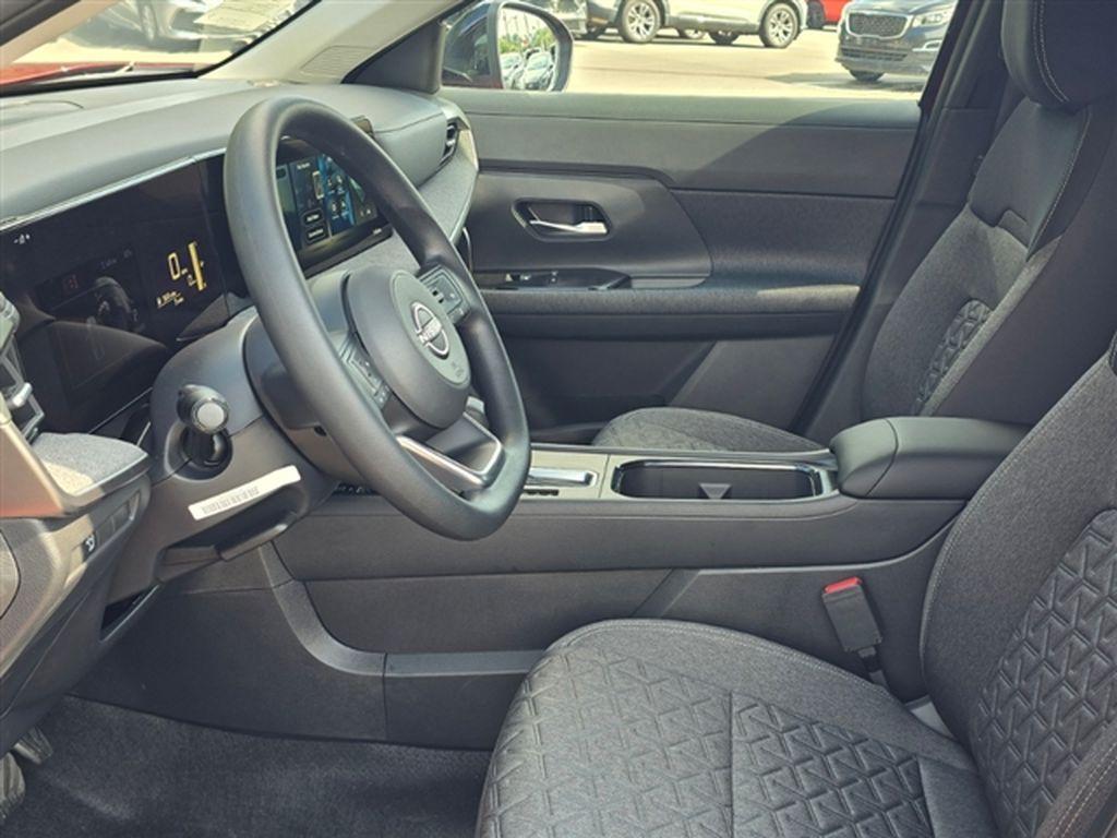 new 2027 Nissan Kicks car, priced at $28,289