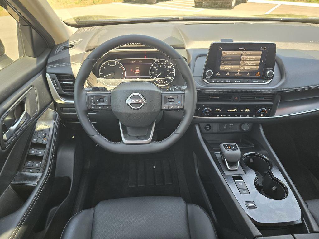 used 2025 Nissan Rogue car, priced at $27,887