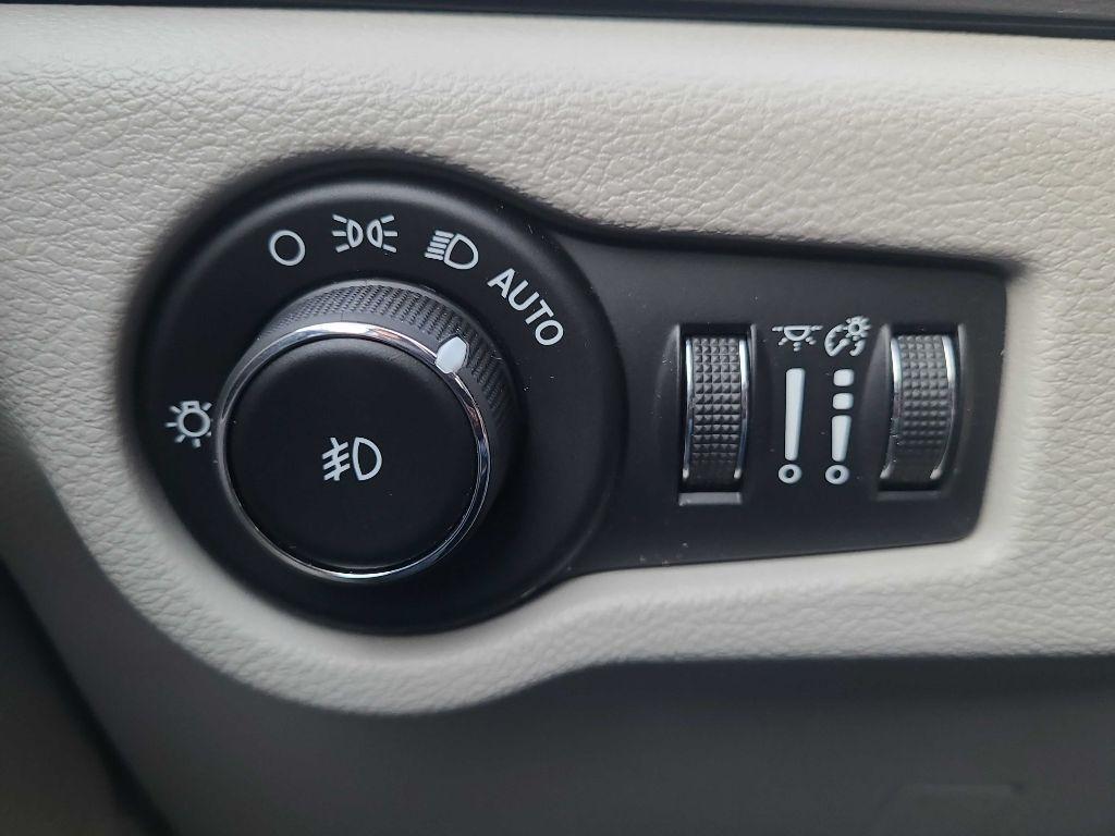 used 2018 Chrysler Pacifica car, priced at $14,133