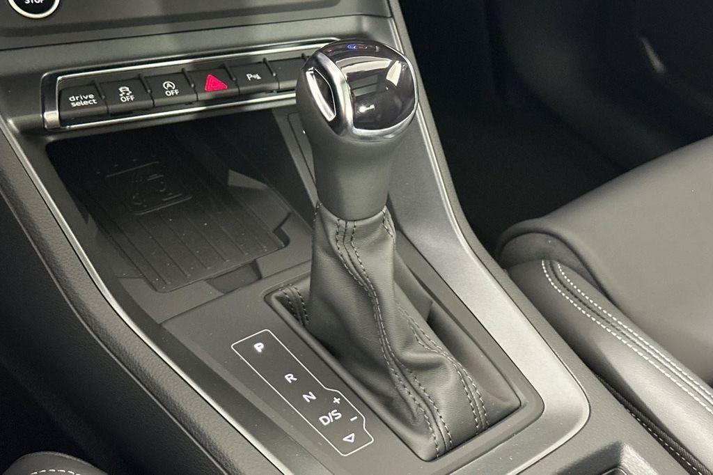new 2025 Audi Q3 car, priced at $45,975