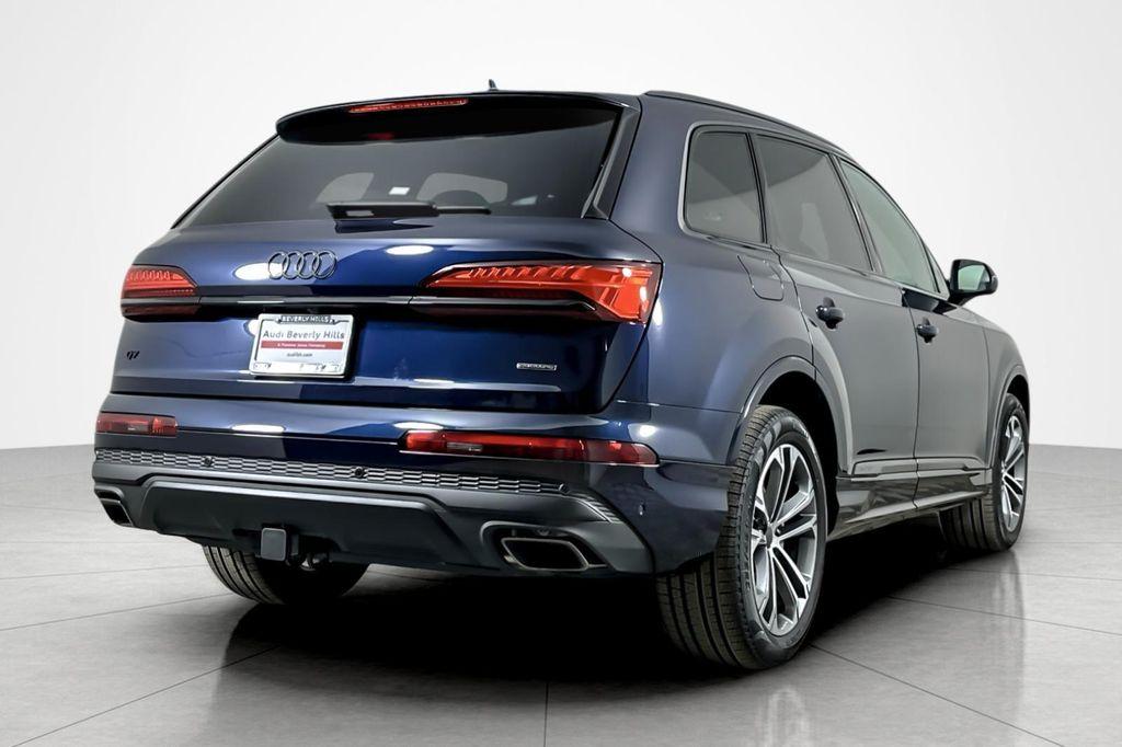 new 2026 Audi Q7 car, priced at $71,220