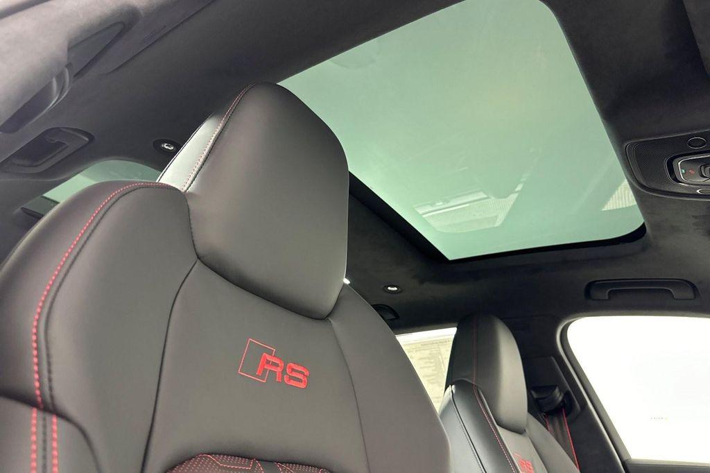 new 2026 Audi RS 6 Avant car, priced at $154,090